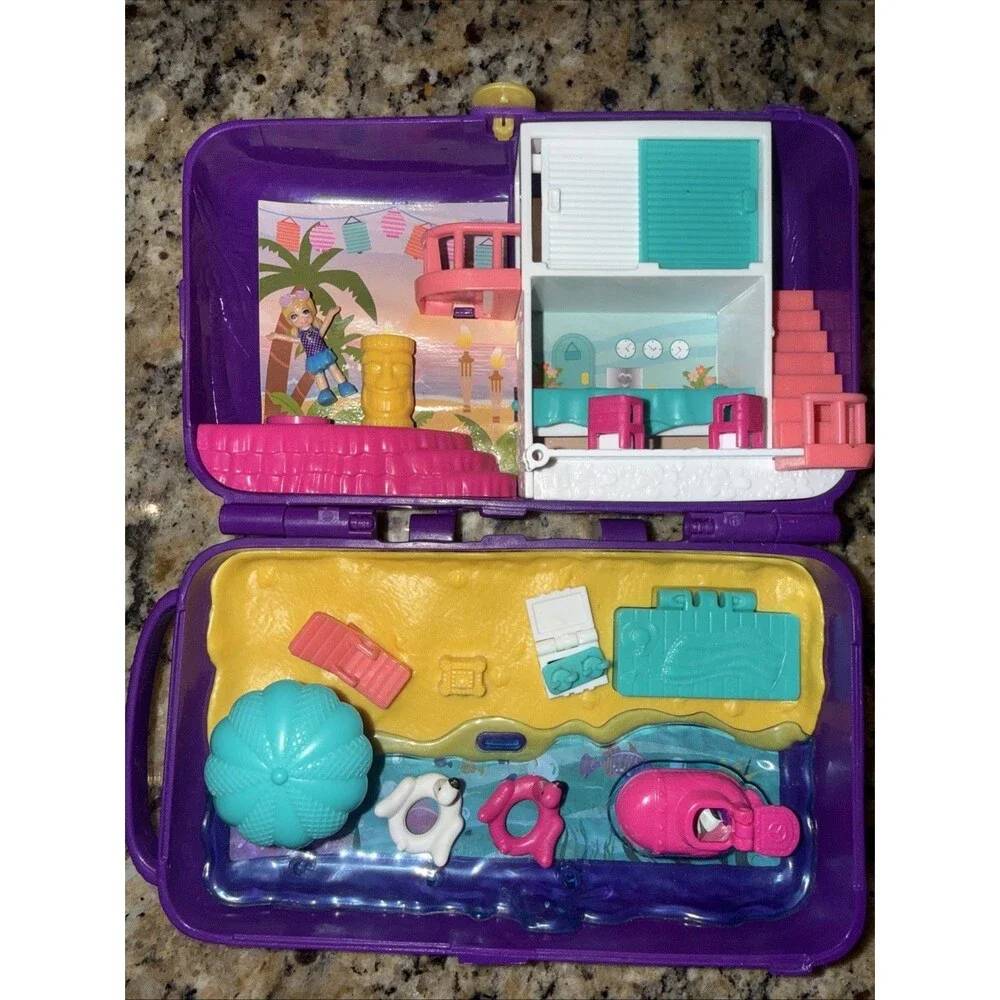 2017 Mattel Polly Pocket FRY40 Backpack Island Vacation Fun Treasure Chest Beach